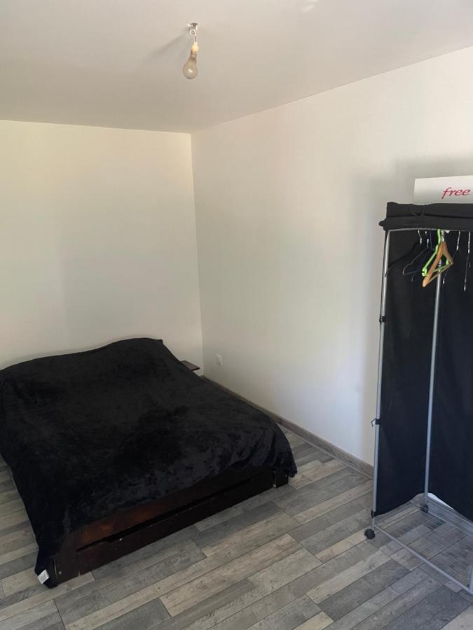 Appartement Rdc Calme En Hyper Centre-Ville Digoin Kültér fotó